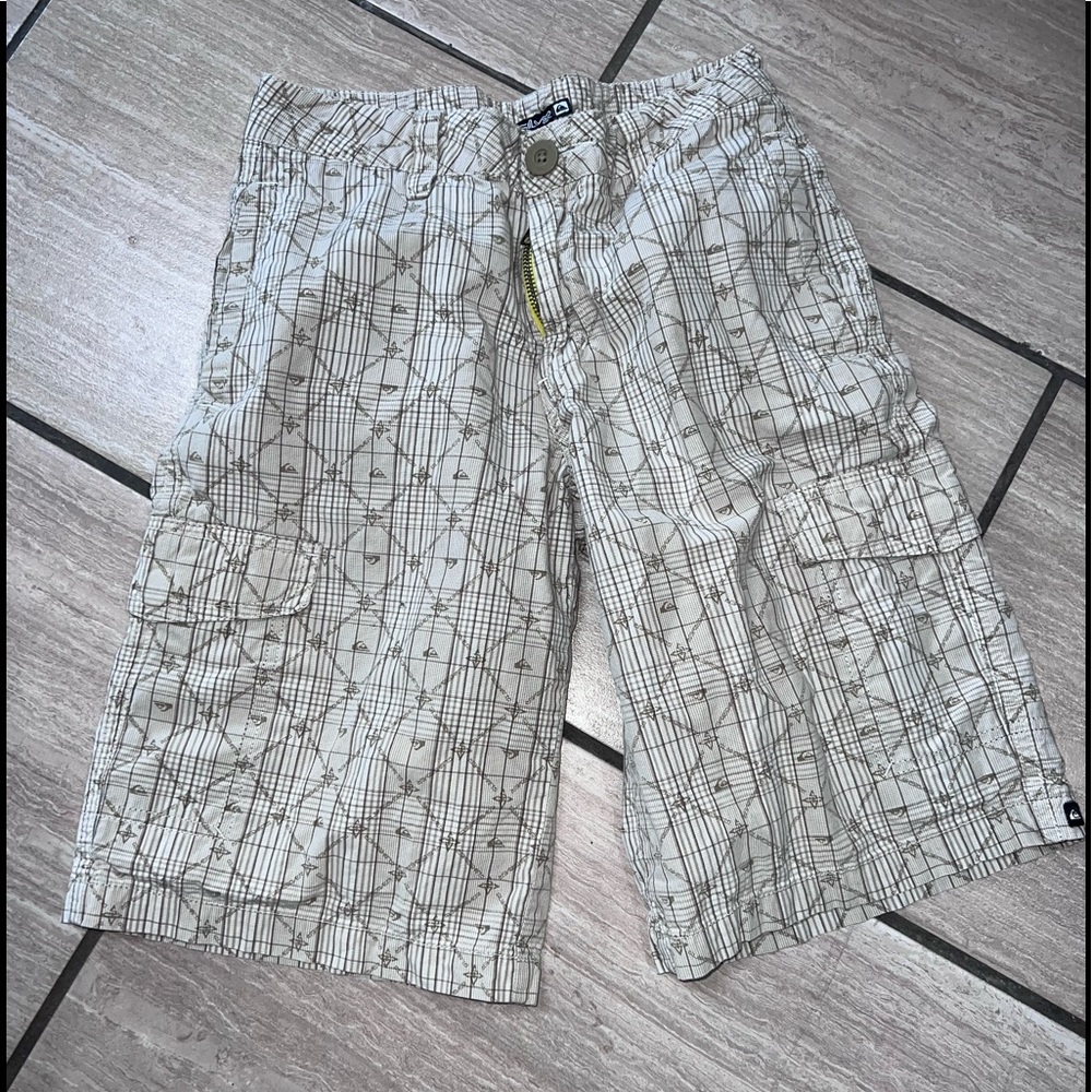 Quicksilver boys shorts